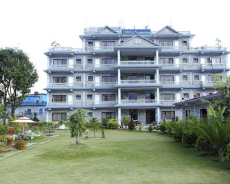 Hotel Crown Himalayas - Pokhara - Edificio