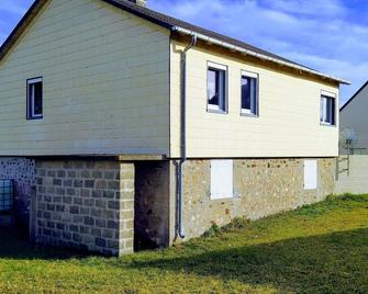 50 meters from the sea, do everything on foot - Pirou - Bâtiment