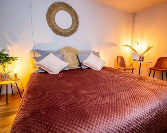Bambu Sleep Boutique double room 2 - Haarlem - Schlafzimmer