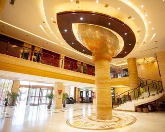 Huaqiao Dongfang Hotel - Lishui - Лоббі