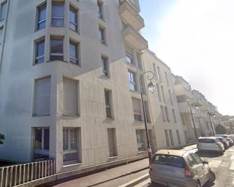 Saint Cloud Citea Access dayuse Room - 10 minutes La Defense 20 minutes Paris Parc Expo - Saint-Cloud - Edificio