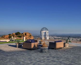 21+ Acre Private Retreat with Breathtaking Views of Los Angeles - Simi Valley - Balcone