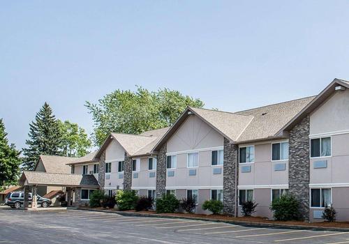 Quality Inn Suites From 96 Sturgeon Bay Hotels Kayak
