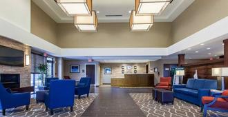 Comfort Suites Youngstown North - Youngstown - Resepsjon