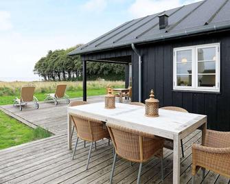 8 person holiday home in Nysted-By Traum - Nysted - Patio