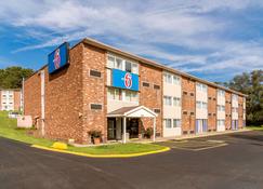 Motel 6 New Stanton, Pa - New Stanton - Bâtiment