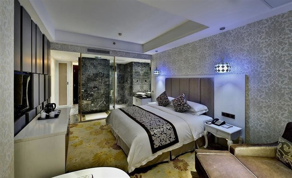 Vienna International Hotel Fuzhou Taijiang Wanda Gao Lake Longfu - Fucheu - Quarto