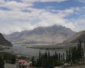 Concordia Motel Skardu - Skārdu - Edificio