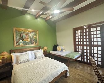 Karawat Beach Park - El Nido