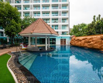Centara Pattaya Hotel - Pattaya - Pool