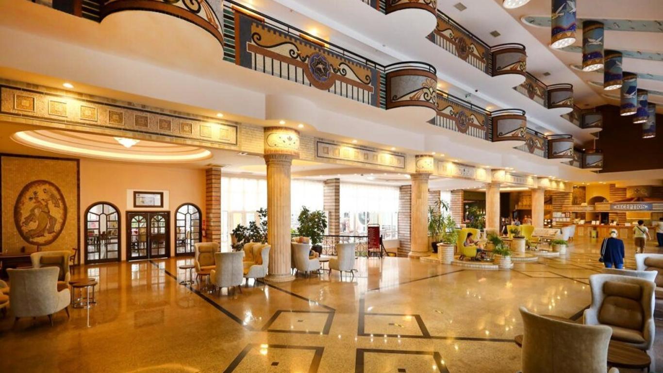 Nova Park Hotel