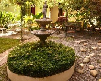 Hotel Casablanca - Salta - Toà nhà