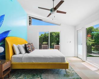 The Paloma Resort - פאלם ספירנגס - חדר שינה