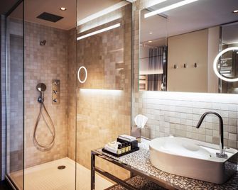 Pullman Paris Montparnasse - Paris - Bathroom