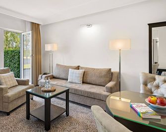 Seehotel Mühlenhaus - Chorin - Wohnzimmer