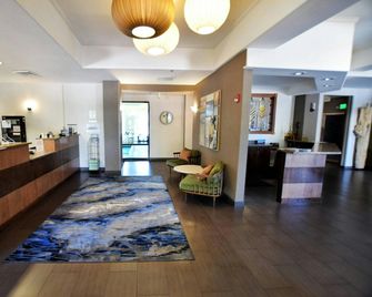 Fairfield Inn & Suites by Marriott Grand Junction Downtown/Historic Main Street - Grand Junction - Recepción
