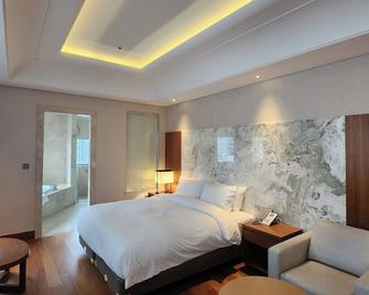 Arban Hotel - Busan - Bedroom