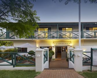 Windsor Lodge Como - Perth - Building