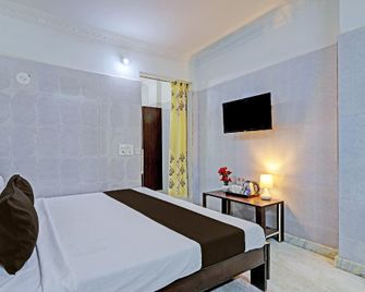Hotel O Golden Pride - Shamshabad - Habitación