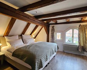 Altes Pfarrhaus Hotel und Restaurant - Bad Überkingen