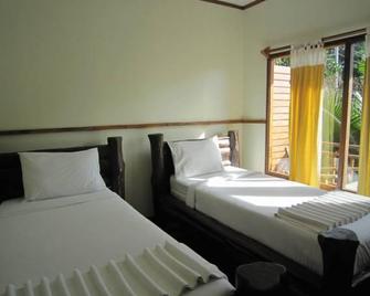 Phuttachot Resort - Ko Phi Phi - Bedroom