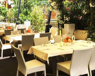 Hotel Airone - Ombrellone incluso al bagno Dolce Vita a Marina dal 1 giugno al 28 settembre - Grosseto - Restaurant