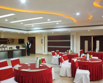 Legend Sarovar Portico Baddi - Baddi - Restaurant
