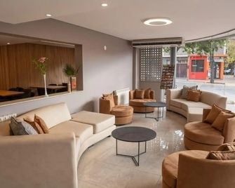 Urbana Suites - เมนโดซา - เลานจ์