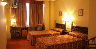 Hotel Don Luis - Madrid - Bedroom