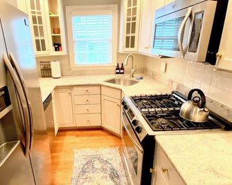 Mill House 3 bedroom in Williamsville/Buffalo - Williamsville - Kitchen