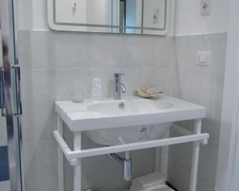 b&b Casa di Emma - Porto Cesareo - Baño