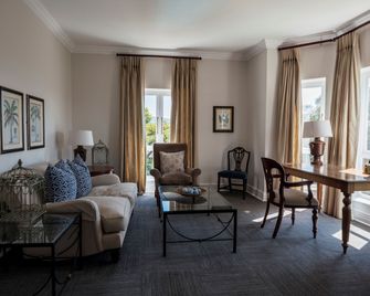 Redlands Hotel - Pietermaritzburg