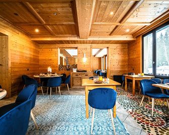 لارفيرون أوبن هاوس - شامونيكس-مون-بلان - مطعم