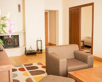The Lodge Hotel - Borovets - Sufragerie
