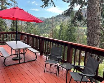 Lovely Kirkwood Mountain House -33991 Dangberg Drive - Lot # 48 - Kirkwood - Balcón