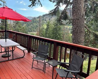 Lovely Kirkwood Mountain House -33991 Dangberg Drive - Lot # 48 - Kirkwood - Balcón