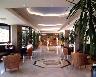 Esperia Beach Apartments Ρέθυμνο - Ρέθυμνο - Σαλόνι ξενοδοχείου