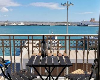 B&b Belveliero - Trapani - Balkon