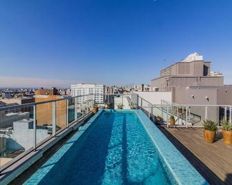 Town.Co Housi by My Way - Porto Alegre - Piscina