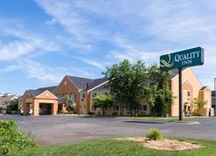 Quality Inn - Lakeville - Gebäude