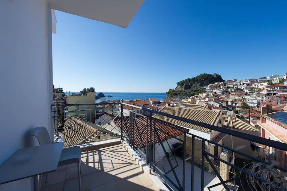 San Nectarios - Parga - Varanda