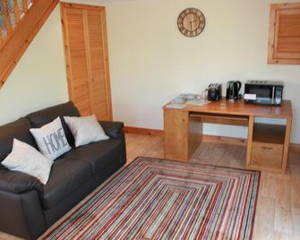 73 Westend, Balallan, Isle of Lewis - Mangersta