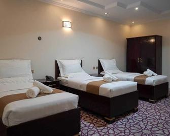 Almudawah Hotel - Turaif - Bedroom