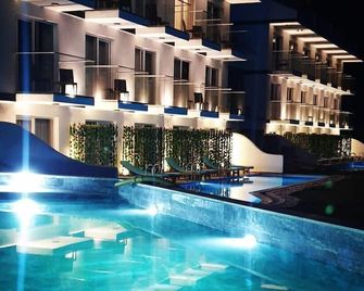 King Royal Palace Oludeniz - Fethiye - Svømmebasseng