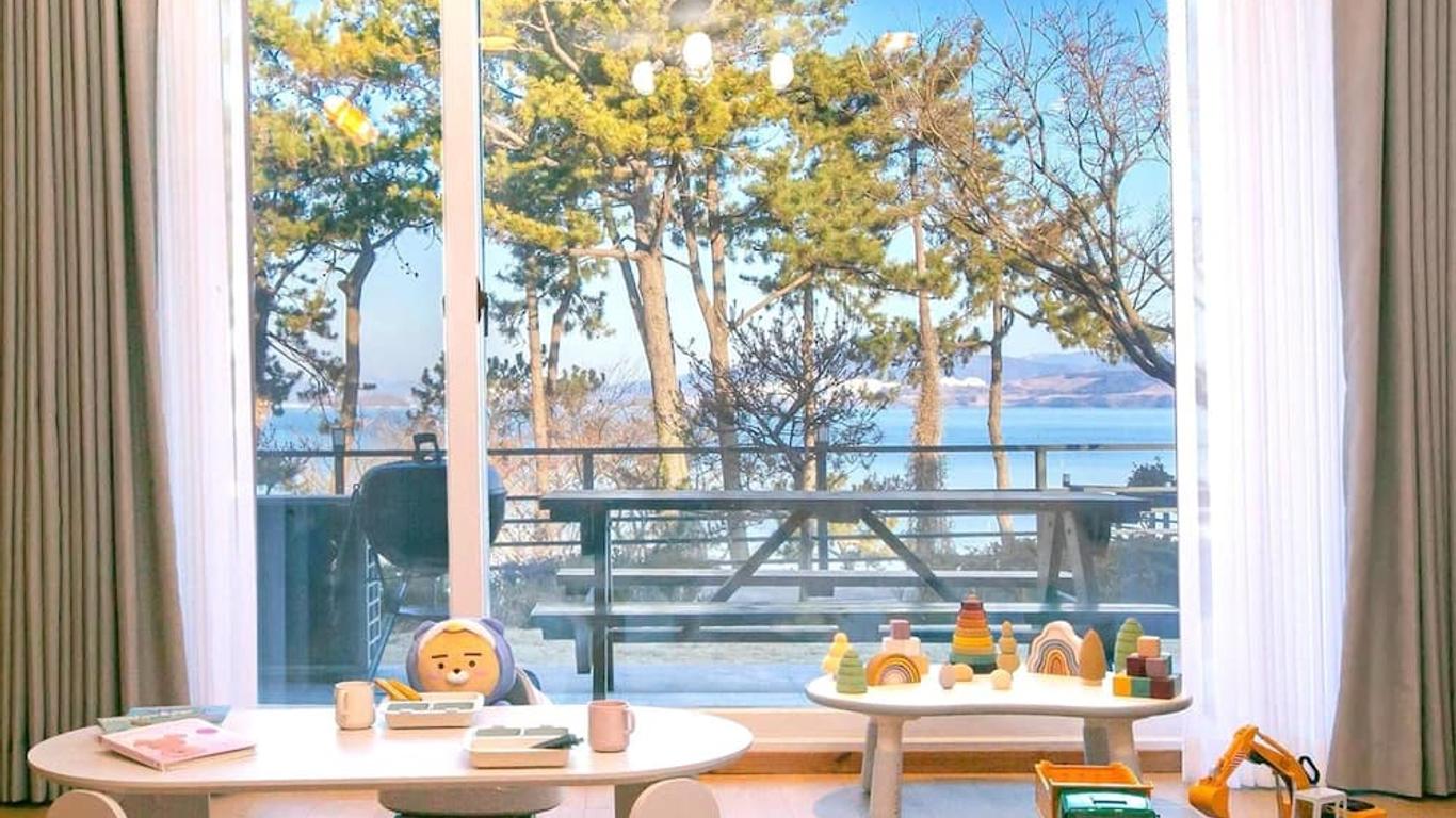 ييوسو هاي موم كيدز فاميلي بنزن بلاك