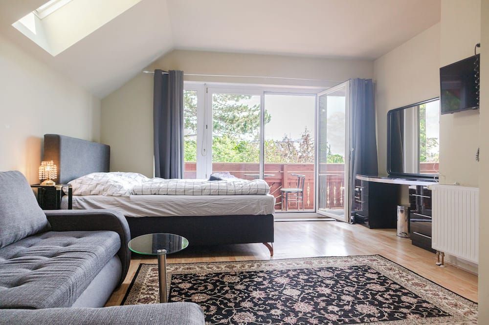 سبيتشيوس هوم آند جاردن فري باركينج - فيينا - غرفة نوم