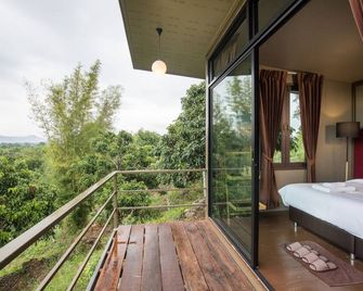 Thanburi Resort - Chom Thong - Balcony