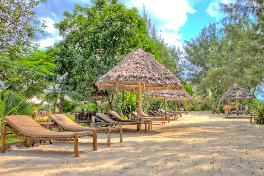 فندق ومنتجع سبيايس آيلاند