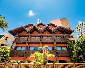 Safari Natal Beach Hotel - Natal - Building