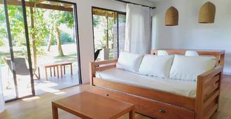 La Bonita Suites Punta Colorada - Piriápolis - Living room